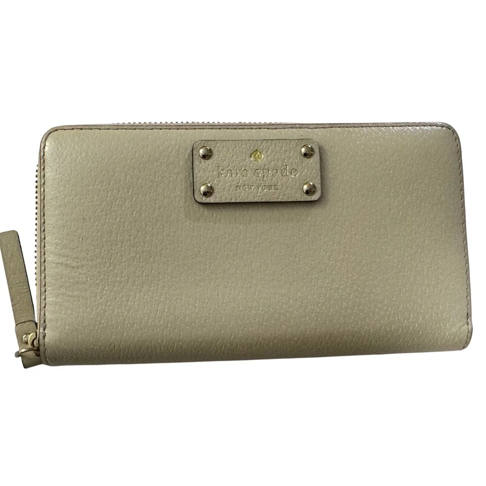 Kate Spade‎ Zip Around Wallet Womens OS Beige Good Pebbled Leather Polka Dot Int